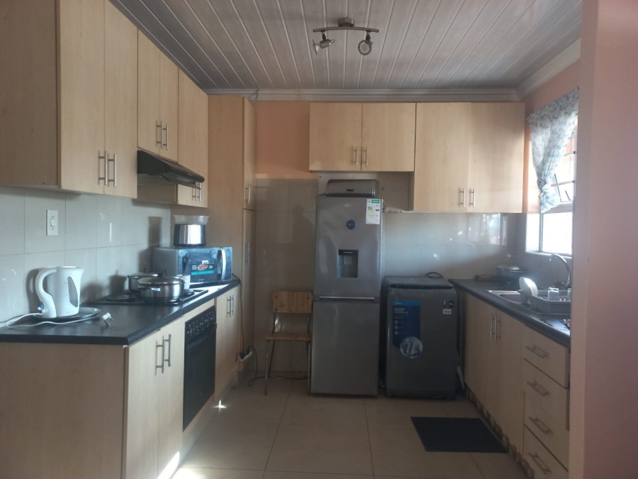 3 Bedroom Property for Sale in Gaylee Western Cape